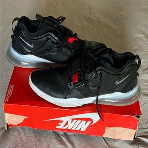 Nike Air Force 270